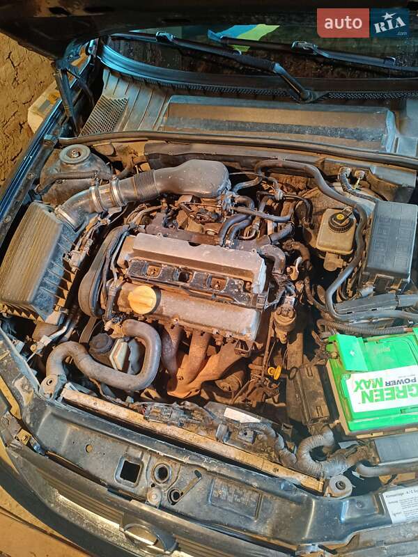 Универсал Opel Vectra 2000 в Новояворовске