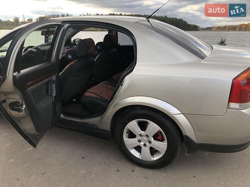 Седан Opel Vectra 2003 в Попельне