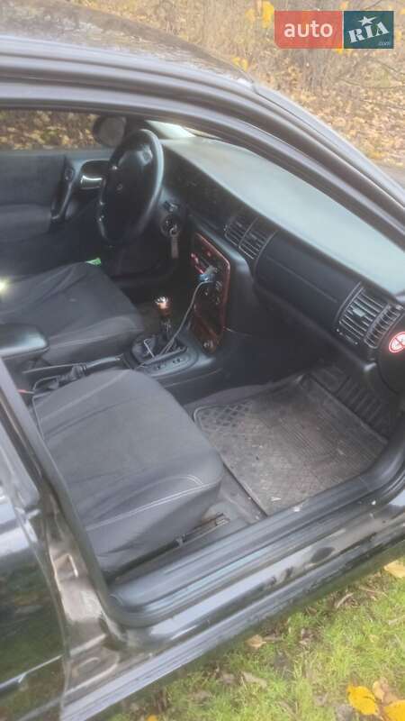 Седан Opel Vectra 1999 в Устивице