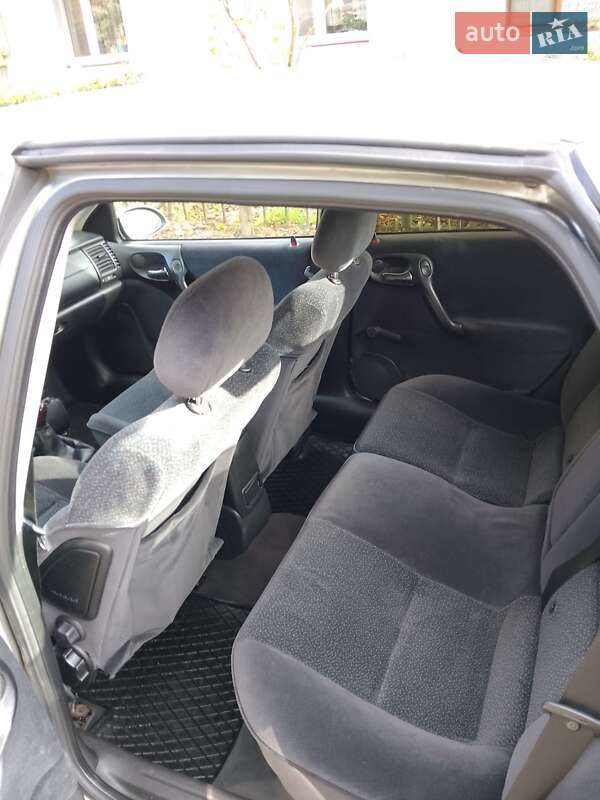 Седан Opel Vectra 1999 в Сокале