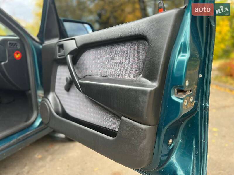 Ліфтбек Opel Vectra 1995 в Дрогобичі фото 15 Ліфтбек Opel Vectra 1995 в Дрогобичі