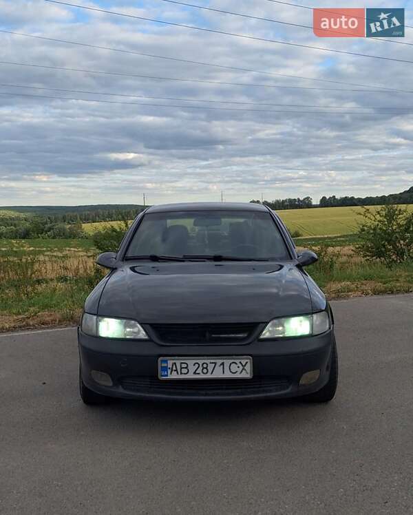 Седан Opel Vectra 1997 в Виннице