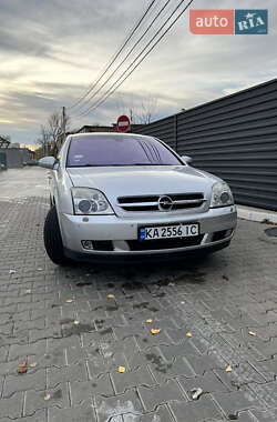 Седан Opel Vectra 2004 в Вишневом