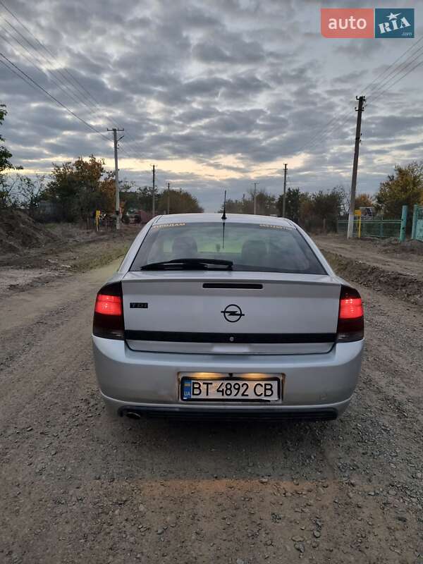 Лифтбек Opel Vectra 2003 в Николаеве фото 6 Лифтбек Opel Vectra 2003 в Николаеве