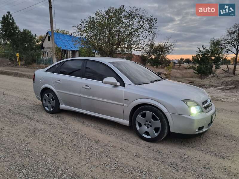 Лифтбек Opel Vectra 2003 в Николаеве фото 11 Лифтбек Opel Vectra 2003 в Николаеве
