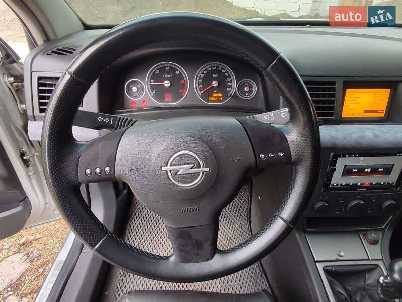 Лифтбек Opel Vectra 2003 в Николаеве фото 19 Лифтбек Opel Vectra 2003 в Николаеве