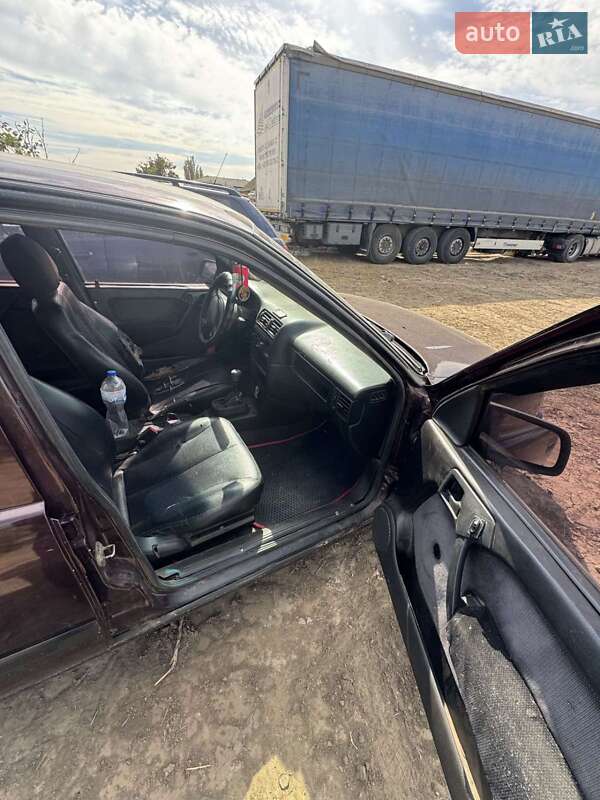 Седан Opel Vectra 1990 в Сарате фото 11 Седан Opel Vectra 1990 в Сарате
