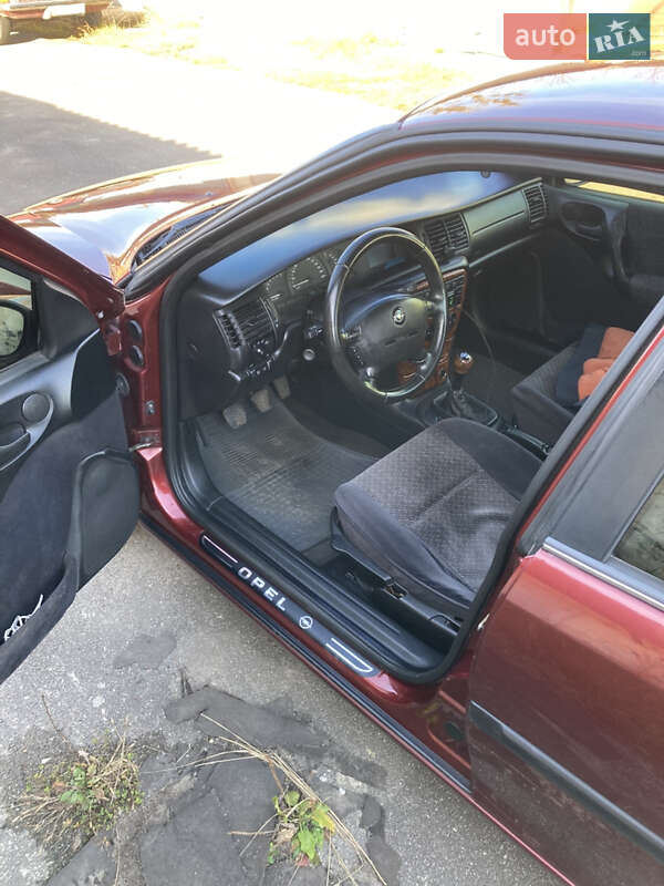 Седан Opel Vectra 1998 в Львове фото 17 Седан Opel Vectra 1998 в Львове
