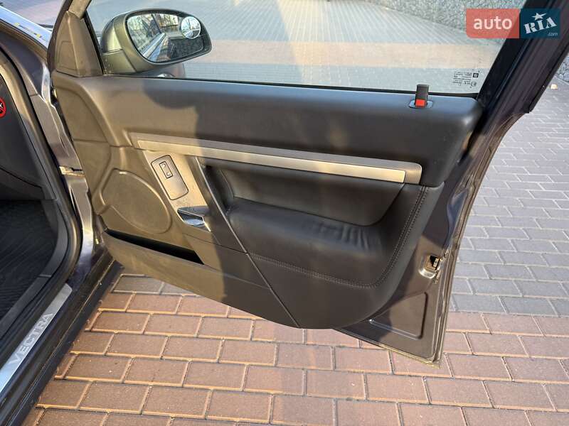 Седан Opel Vectra 2008 в Белой Церкви фото 40 Седан Opel Vectra 2008 в Белой Церкви