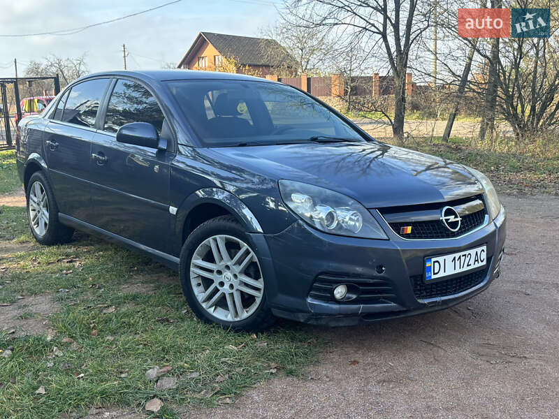 Седан Opel Vectra 2007 в Коростене