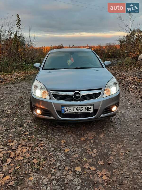 Седан Opel Vectra 2006 в Козятині