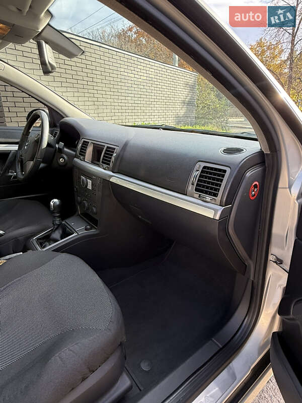 Седан Opel Vectra 2007 в Киеве фото 25 Седан Opel Vectra 2007 в Киеве