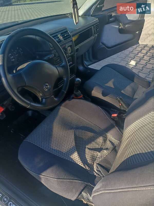 Седан Opel Vectra 1989 в Теребовле