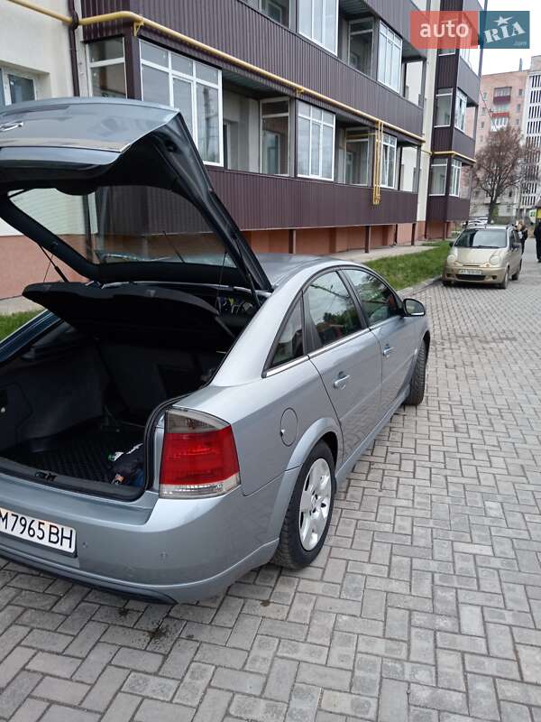 Лифтбек Opel Vectra 2006 в Ромнах фото 7 Лифтбек Opel Vectra 2006 в Ромнах
