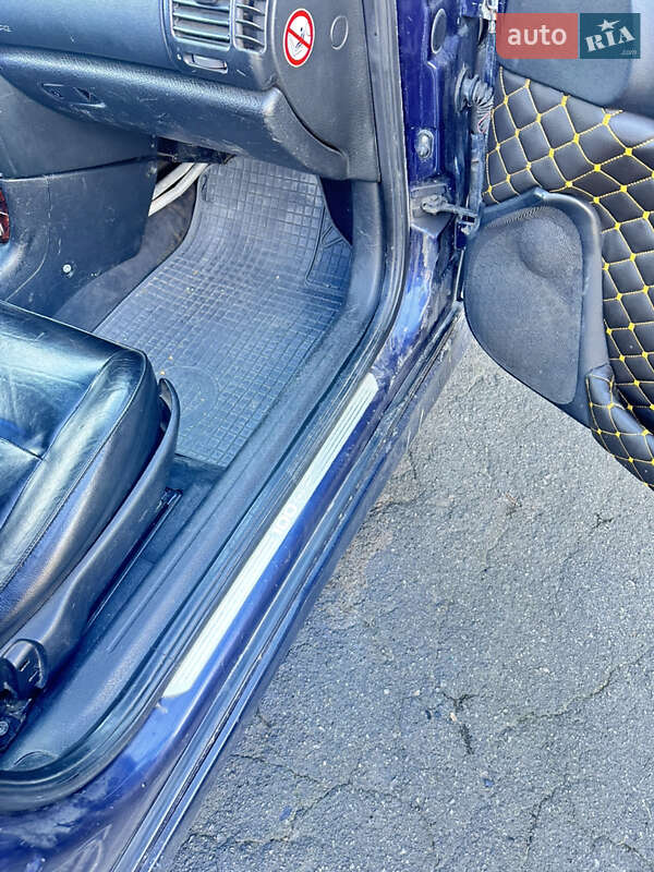 Седан Opel Vectra 1999 в Литине