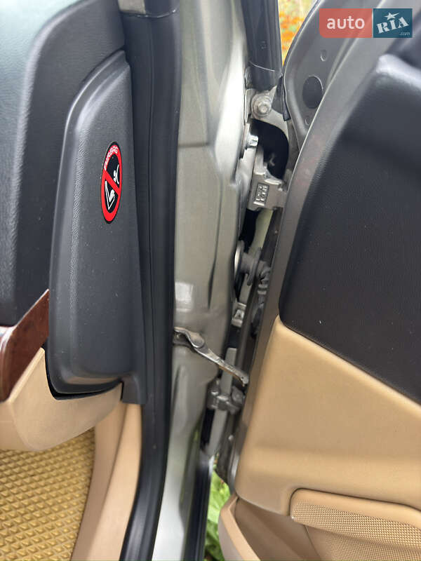 Седан Opel Vectra 2004 в Чернигове