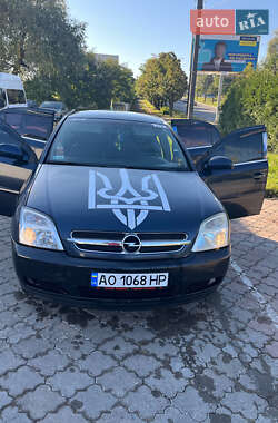 Седан Opel Vectra 2002 в Черновцах