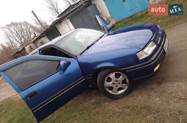 Седан Opel Vectra 1991 в Шостке