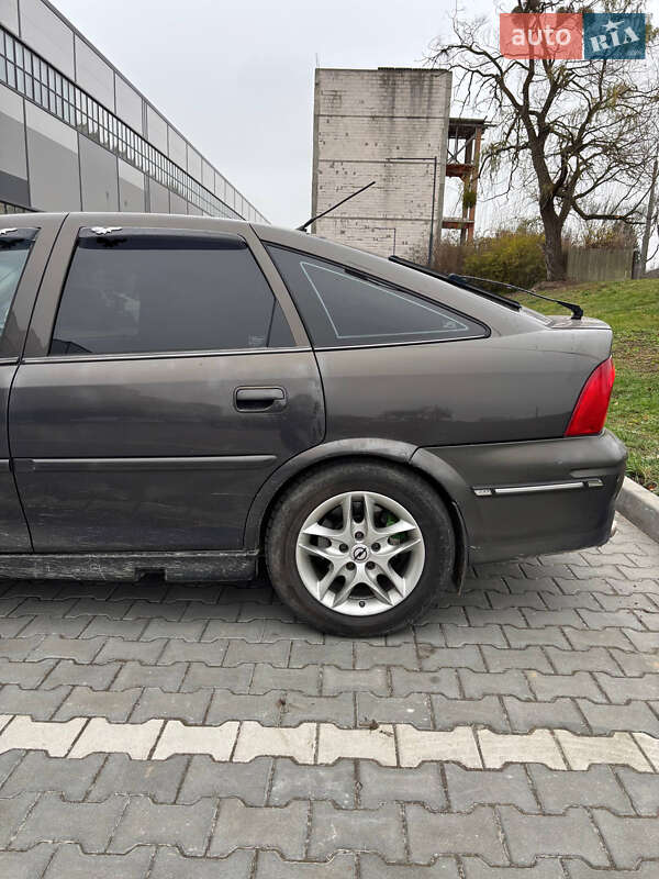 Ліфтбек Opel Vectra 2000 в Івано-Франківську