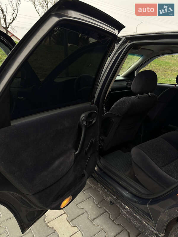 Ліфтбек Opel Vectra 2000 в Івано-Франківську