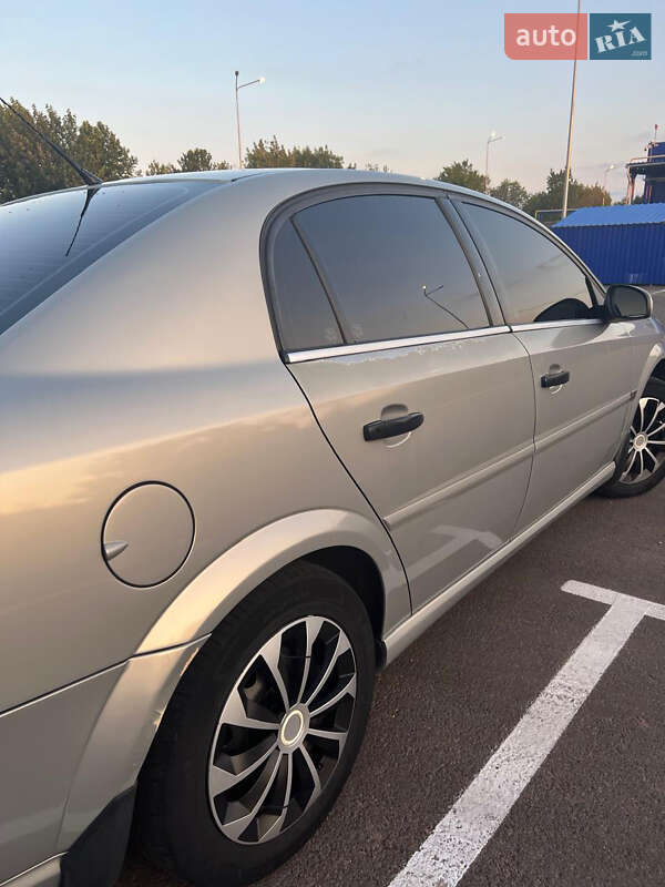 Седан Opel Vectra 2006 в Херсоне