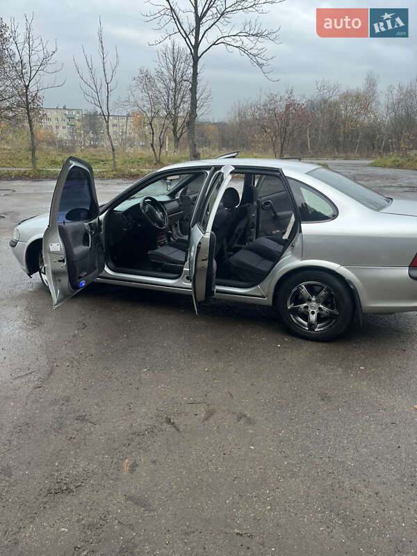 Седан Opel Vectra 1998 в Новом Роздоле фото 4 Седан Opel Vectra 1998 в Новом Роздоле
