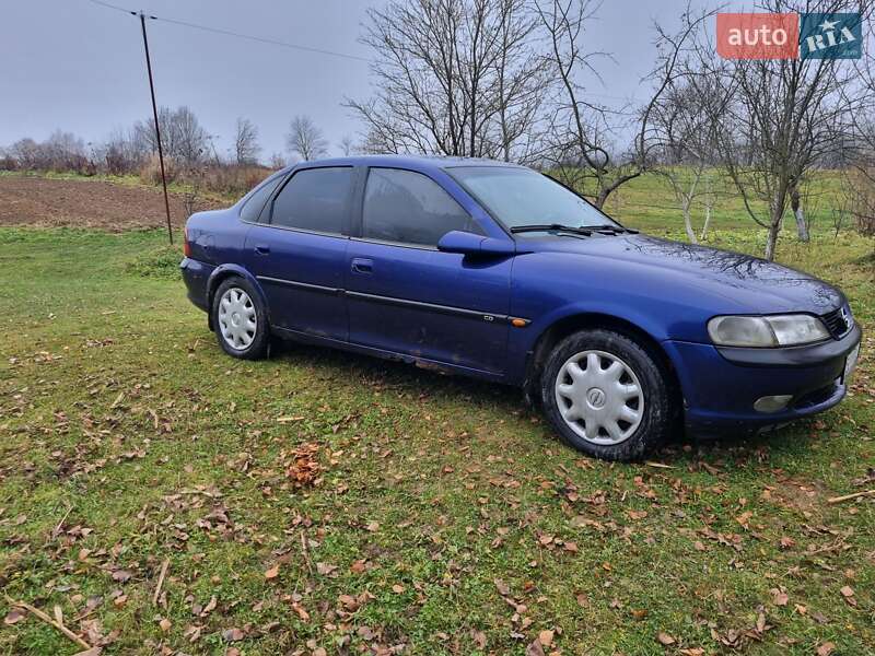Седан Opel Vectra 1997 в Старом Самборе