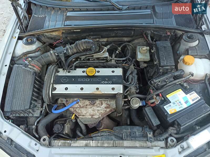 Седан Opel Vectra 1997 в Каменском