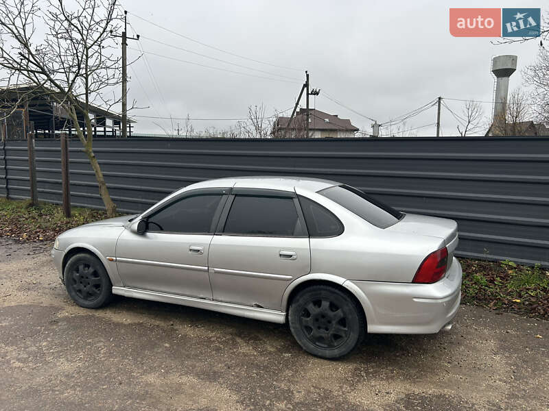 Седан Opel Vectra 2000 в Тернополі