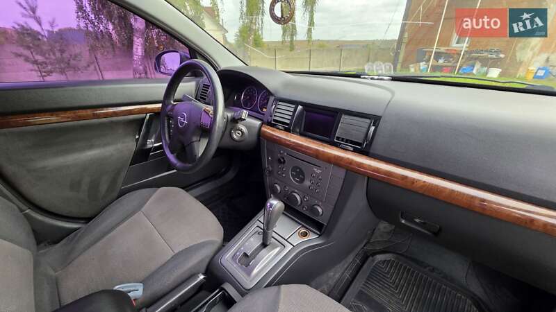 Седан Opel Vectra 2003 в Рівному фото 30 Седан Opel Vectra 2003 в Рівному