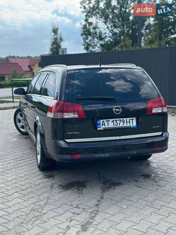 Универсал Opel Vectra 2007 в Ивано-Франковске