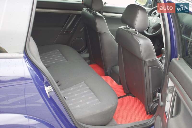 Універсал Opel Vectra 2008 в Мостиській