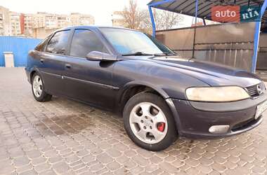 Ліфтбек Opel Vectra 1998 в Херсоні