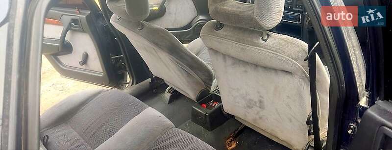 Седан Opel Vectra 1995 в Ямполе