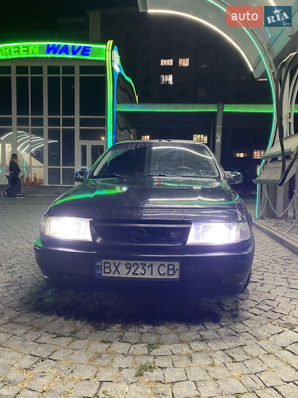 Седан Opel Vectra 1990 в Хмельницком