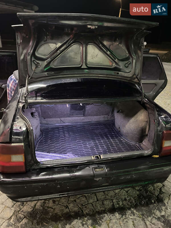 Седан Opel Vectra 1990 в Хмельницком