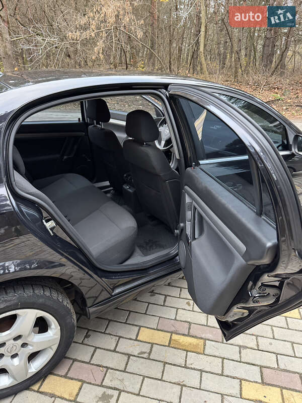 Седан Opel Vectra 2007 в Виннице