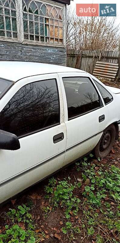 Седан Opel Vectra 1992 в Сумах фото 4 Седан Opel Vectra 1992 в Сумах