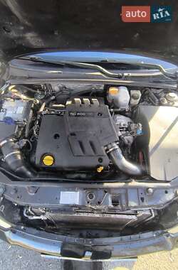 Лифтбек Opel Vectra 2003 в Львове