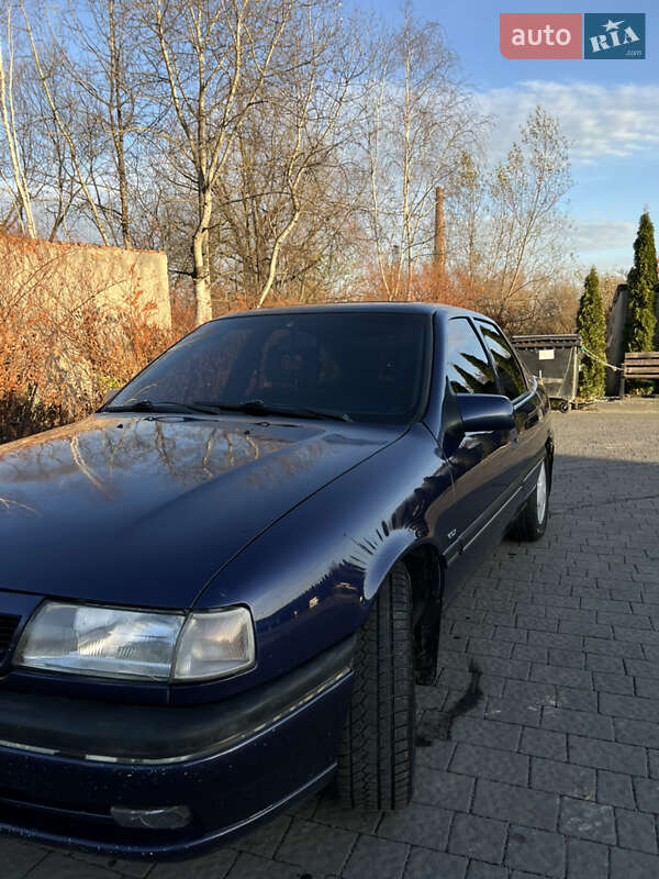 Ліфтбек Opel Vectra 1995 в Івано-Франківську фото 3 Ліфтбек Opel Vectra 1995 в Івано-Франківську
