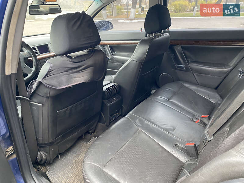 Седан Opel Vectra 2004 в Харькове