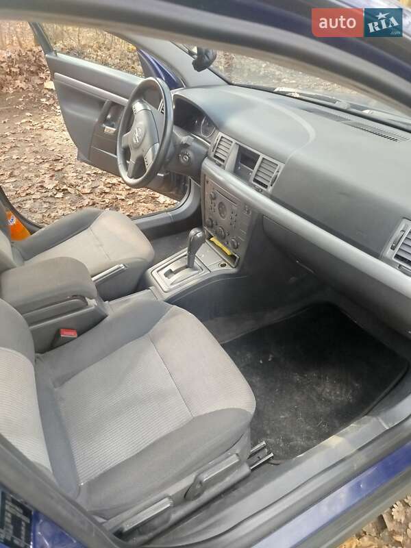 Универсал Opel Vectra 2003 в Виннице