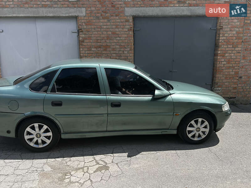 Седан Opel Vectra 1999 в Виннице