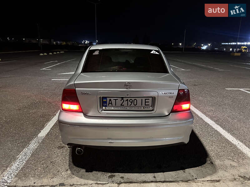 Седан Opel Vectra 2001 в Черновцах фото 4 Седан Opel Vectra 2001 в Черновцах