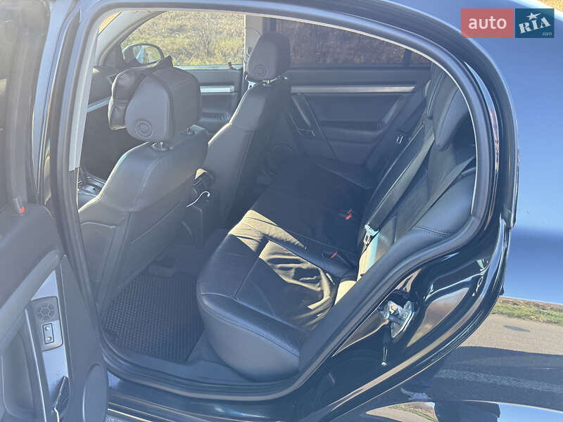 Седан Opel Vectra 2007 в Буске