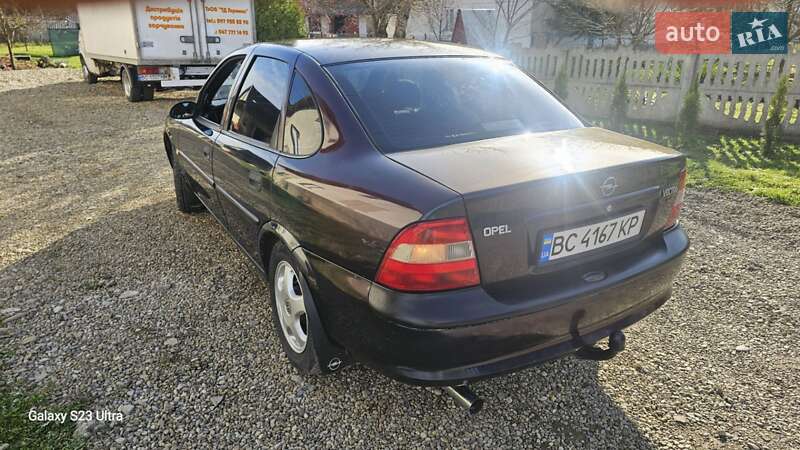 Седан Opel Vectra 1997 в Стрые