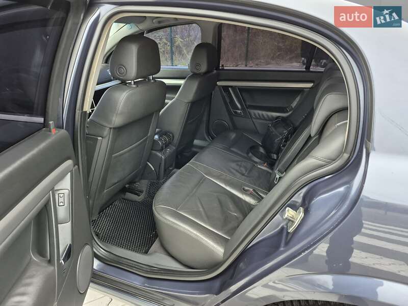 Седан Opel Vectra 2007 в Киеве