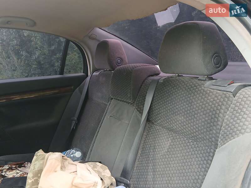 Седан Opel Vectra 2003 в Львове