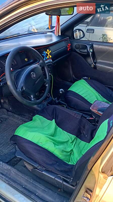 Универсал Opel Vectra 1997 в Шумске