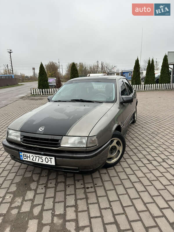 Седан Opel Vectra 1992 в Барышевке фото 2 Седан Opel Vectra 1992 в Барышевке